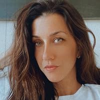 Profile Image for Megan Janes.