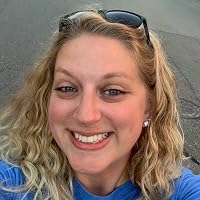 Profile Image for Raelene Davis.