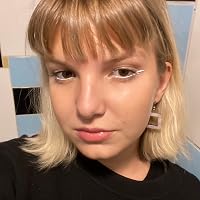 Profile Image for Ellen Kadlecová.