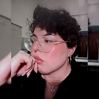 Profile Image for Débora Santos.