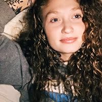Profile Image for Nicole.
