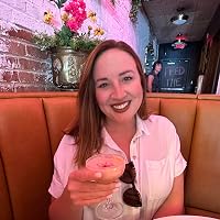 Profile Image for Natalie Saunders.