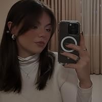 Profile Image for Helen Cerda.
