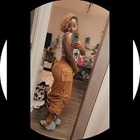 Profile Image for Kimmi Charles.