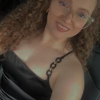 Profile Image for Anais Therrien.