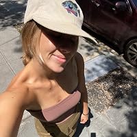 Profile Image for Olivia Decas.