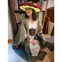 Profile Image for Lauren Quinsey.