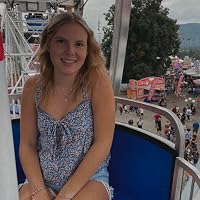 Profile Image for Jenna Levere.
