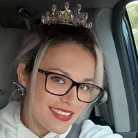 Profile Image for Caryn.
