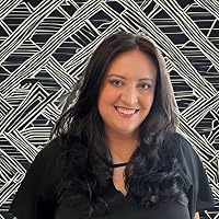 Profile Image for Victoria Farghaly.
