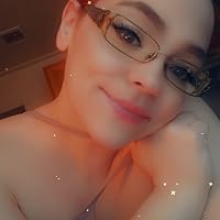 Profile Image for Leslie.