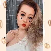 Profile Image for Ashley Lang.