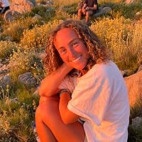 Profile Image for Noelle Cegielski.
