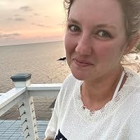 Profile Image for Amy Mehaffey.