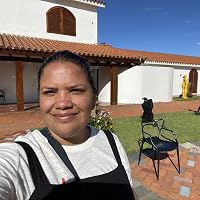 Profile Image for Antonieta.