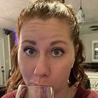 Profile Image for Amanda Hines.