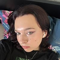 Profile Image for Anna.