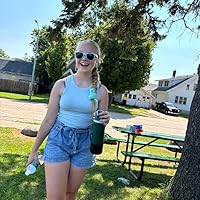 Profile Image for Lillian.