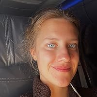 Profile Image for Ava Cairns.