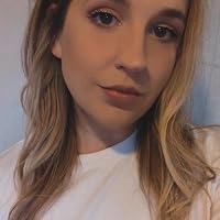 Profile Image for Courtney.