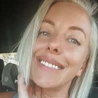 Profile Image for natasha white.