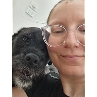 Profile Image for Sarah Brett.