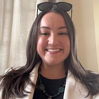 Profile Image for Laura Bernardi.