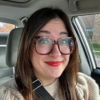 Profile Image for Lauren Cooper.