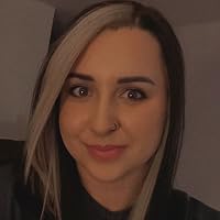 Profile Image for Lesley.