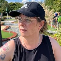 Profile Image for Nicole Kell.