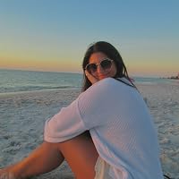 Profile Image for emily flamini.