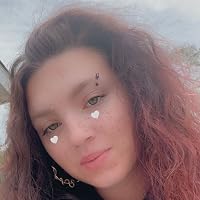 Profile Image for Hayley.