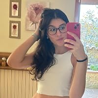 Profile Image for Carla Victorio.