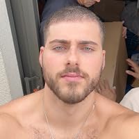 Profile Image for Oscar Herencia.