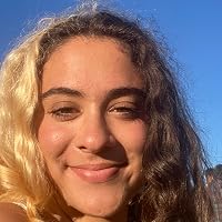 Profile Image for Talia Rosenbloom.