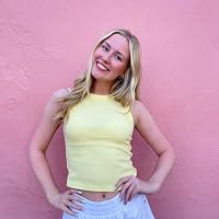 Profile Image for Mia Rader.