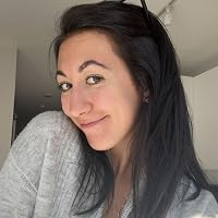 Profile Image for Emily Hopkins.