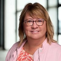 Profile Image for Joanne Courtright Lund.