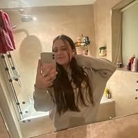 Profile Image for Emmie Clarke.