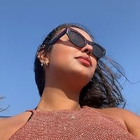 Profile Image for Cinthia Santiago.