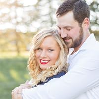 Profile Image for Elaina Yoder.