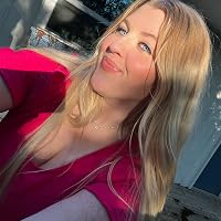 Profile Image for Madison Henley.