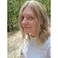 Profile Image for Heather Farley.
