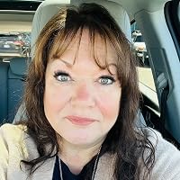 Profile Image for Stephanie Stockman.