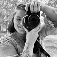 Profile Image for Amanda Moore.