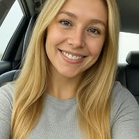 Profile Image for Madelyn Rose.