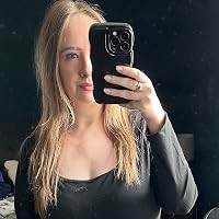 Profile Image for Hannah Parker.