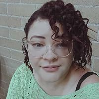 Profile Image for Carolina Echavarria.