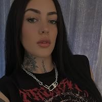 Profile Image for Lilly Chapman.