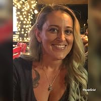 Profile Image for Laurie Jeffrey.